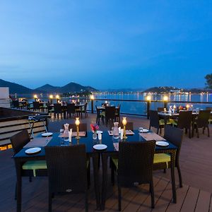 Panna Vilas - A Lake Facing Boutique Hotel